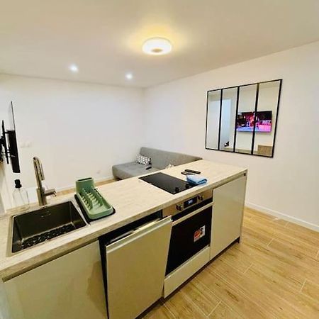 Joli Appartement Renove Incluant Parking A 10 Min De Paris Nanterre Exteriör bild