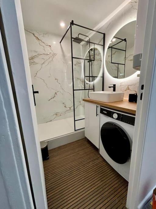 Joli Appartement Renove Incluant Parking A 10 Min De Paris Nanterre Exteriör bild